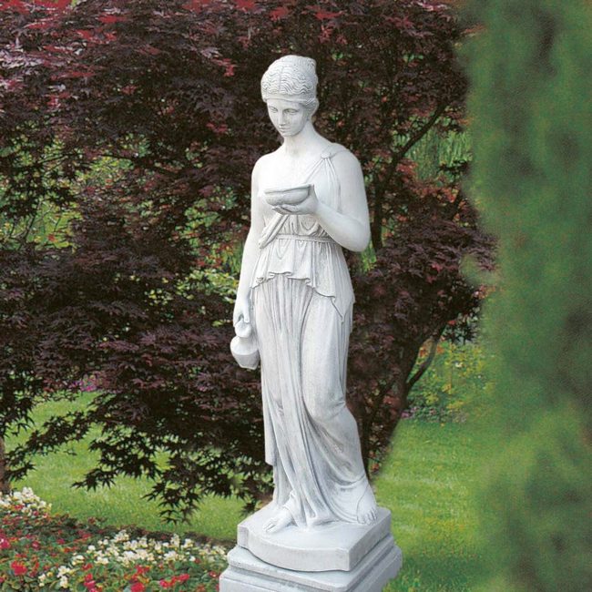 Gartenfigur Hebe klein