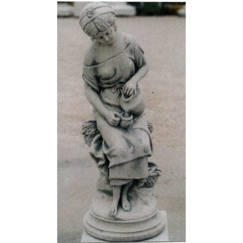 Gartefigur Beatrice Winterhart Wasserspiel Gartefigur Beatrice Winterhart Wasserspiel