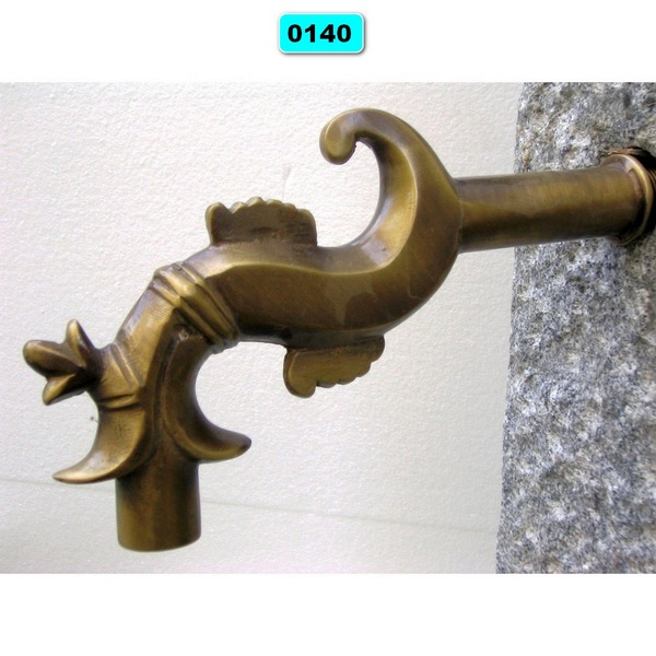 Wasserausflauf für Brunnenstock Garten Wasserausflauf für Brunnenstock Garten