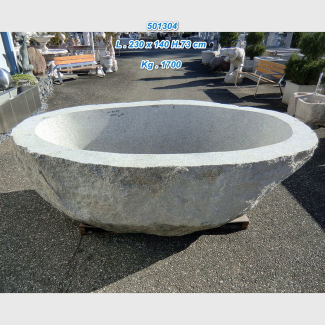 Brunnentrog Natustein Findlings Granit