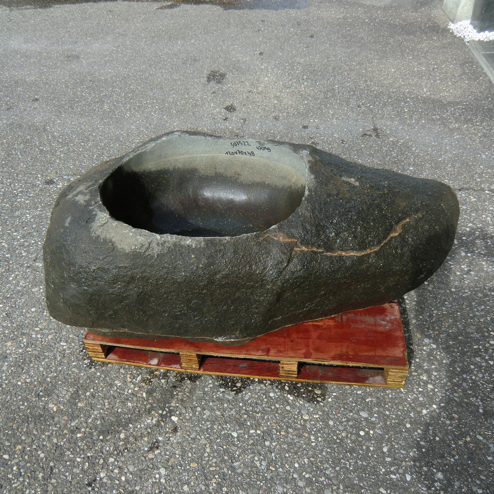 Findlisbrunnen Naturstein Stein