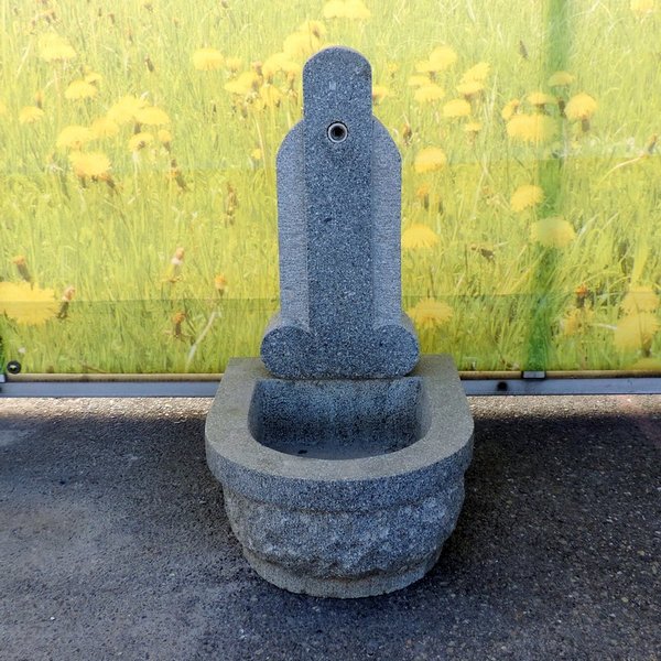 Gartenbrunnen | Granit mit Brunnenstock