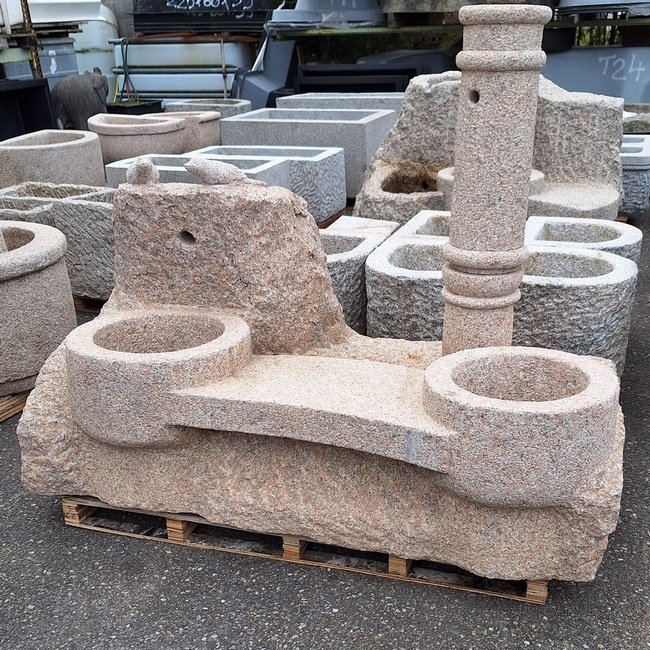 Gartenbrunnen mit Vögel granit