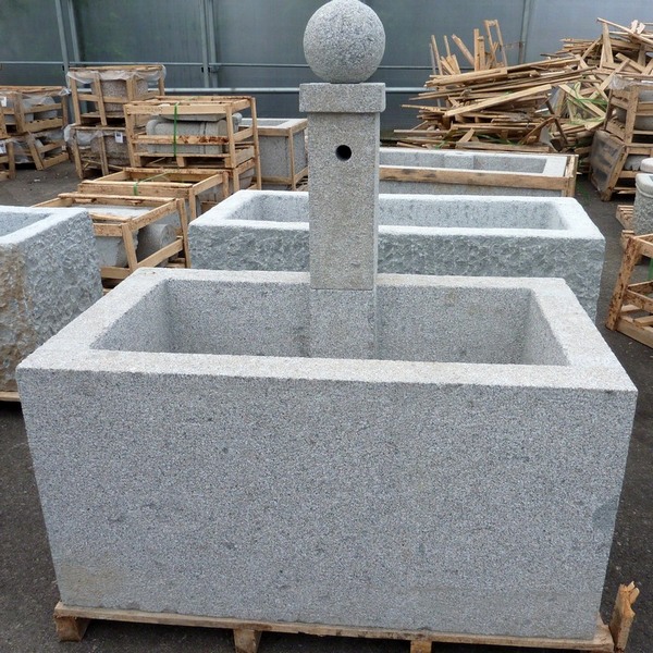 Gartenbrunnen Pilatus Granitbrunnen kaufen