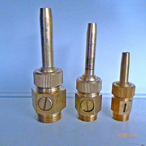 Springbrunnendüsen einstellbar