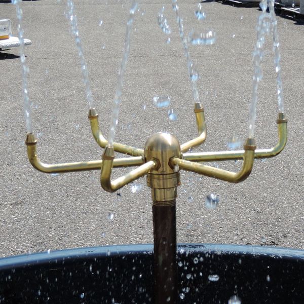Düse rotierend sechsarmig Springbrunnen