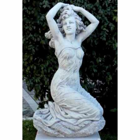 Gartenfigur Sibilla Gartenskulpturen