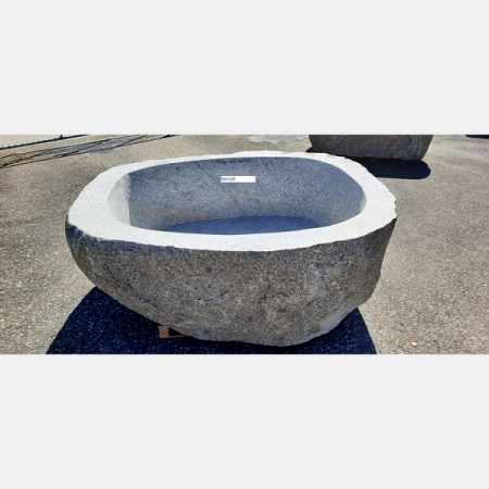 Grosser Brunnentrog zum Baden
