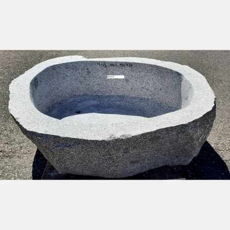 Steintrog zum baden Brunnentrog