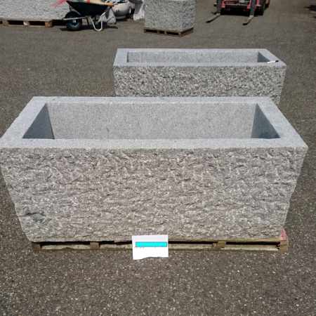 Brunnentrog grobgestockt Doris L100 cm