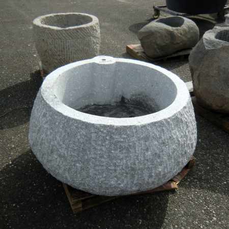 Naturstein brunnentrog  granit kaufen