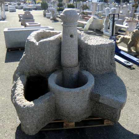 Gartebrunnen mit Zierbrunnen rosa kaufen