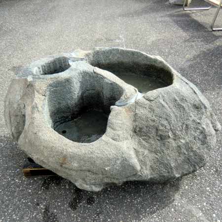 Naturstein wasserspiel  findlling