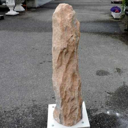 Säulen mit Loch Sansibar rot Naturstein