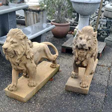Löwenskulptur sandstein einzelstück