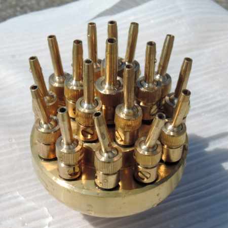 Wasser-Spiel Schwimm-teich Schweiz