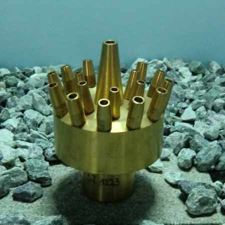 Vulkan-düse gross Wasserspiel-Teich