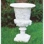 Pflanzenvase mit Blumenornament Beton