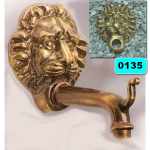 Löwenmaske mit Wasserhahn Rosette